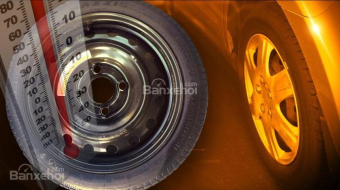 chu-y-lop-xe-o-to-kh-e7e0_wm