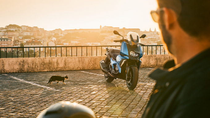 C400X0C09WN2Fmediacopy10jpgasset_1508346928007