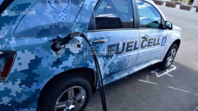 uu-nhuoc-xe-dien-nhi-aa13_wm