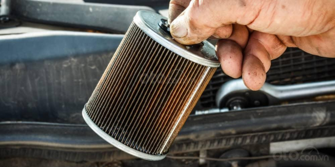 nhung-ly-do-khien-oto-co-mui-trung-thoi-oto-com-vn