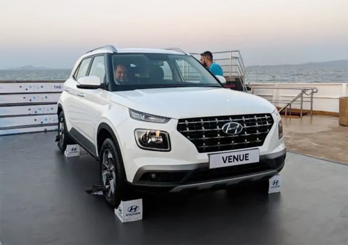 Hyundai-Venue-1-1172-1557216604