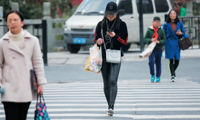 Xe-1-4193-1574923651