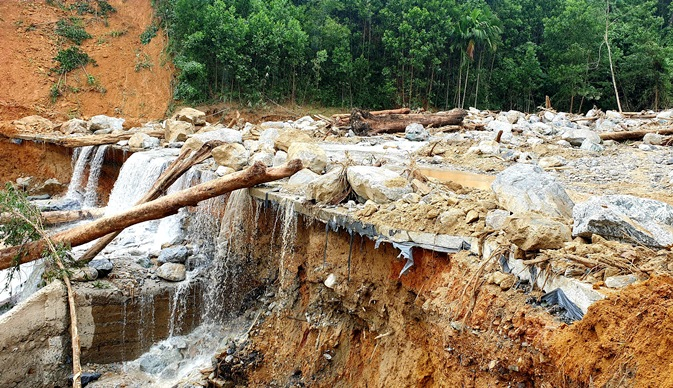 đường vào Trà Leng