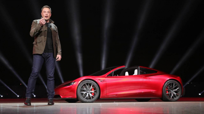2020-tesla-roadster-demonstration-by-elon-musk