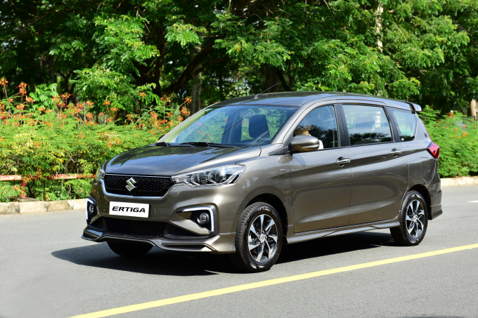 3. Ertiga Sport trang bị nhiều công nghệ hiện đại,