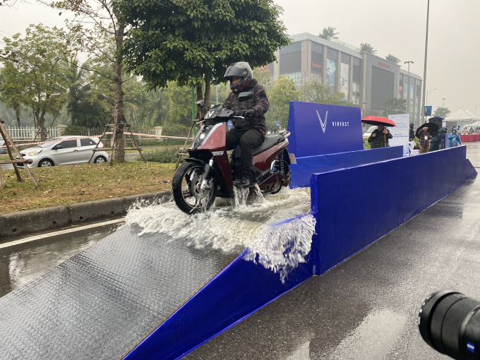 D8A1A1CC-F02B-476A-9C21-3CC7046BCC27.