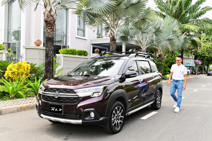 16. Chiều dài cơ sở 2,74m và bán kính vòng quay ch