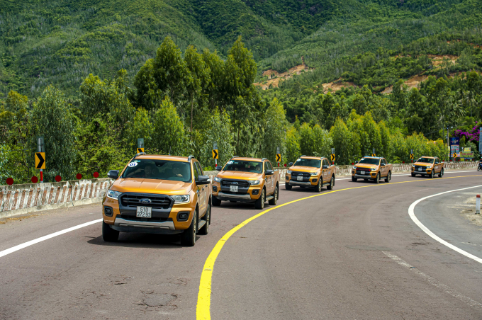 01. Trải qua 20 năm với 3 thế hệ, Ranger đã mang t