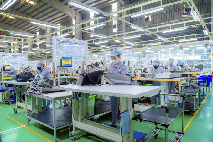 8. Dây chuyền may áo ghế xuất khẩu