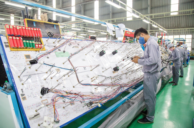 9. Dây chuyền lắp ráp dây điện ô tô