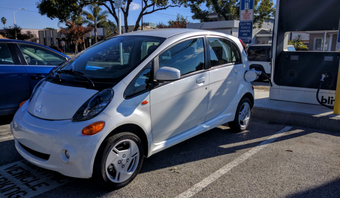 Mitsubisi-i-miev