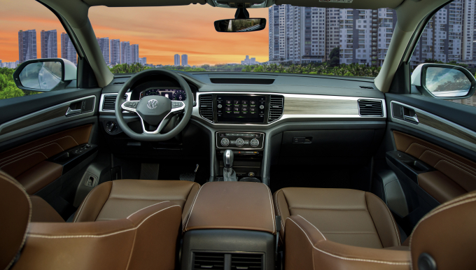 1. Tổng thể khoang nội thất