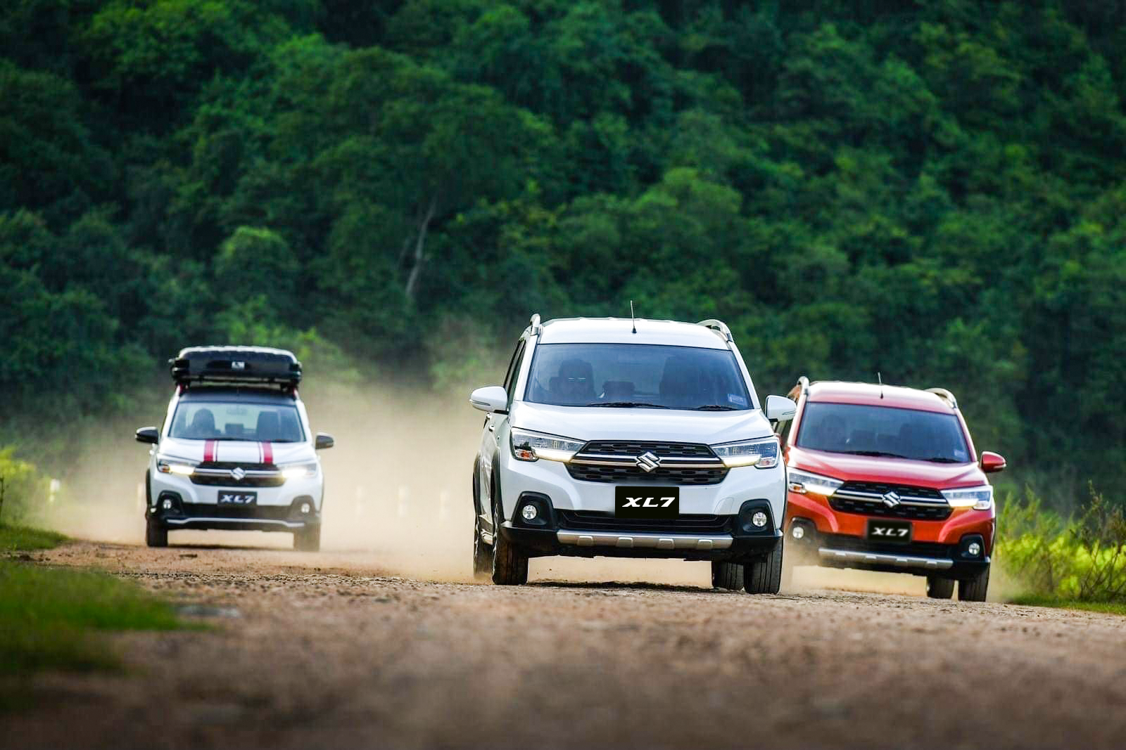 13. Riêng dòng xe XL7 được hưởng đồng thời hai chư