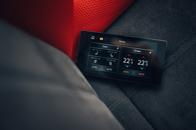 Bảng điều khiển ở phía trước của ghế khách ngồi đư