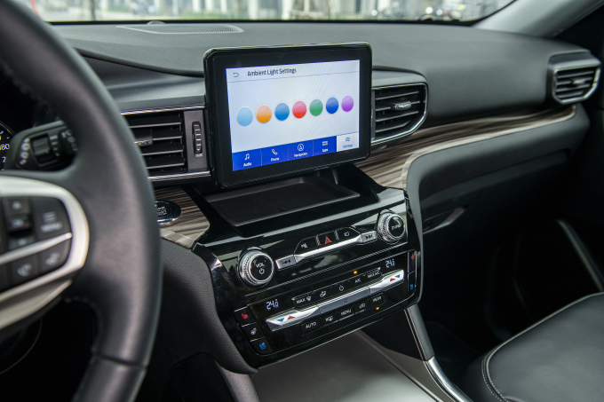 15_Ford Explorer_Nội Thất