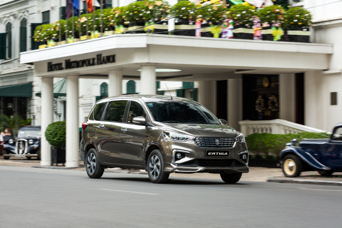6. Suzuki Ertiga thu hút sự quan tâm của khách hàn