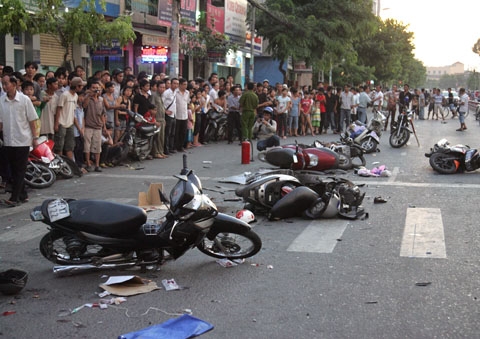 15_49_1343527140_29_vnm_2012_470544