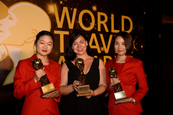 1.InterContinental Danang Sun Peninsula Resort