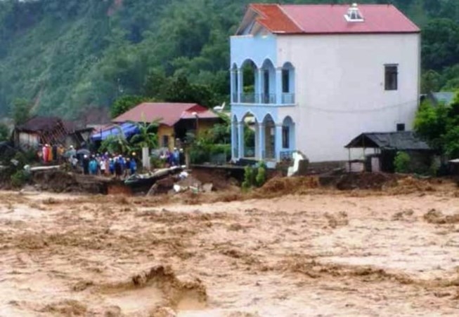 luc-quet-kinh-hoang1_QLVT