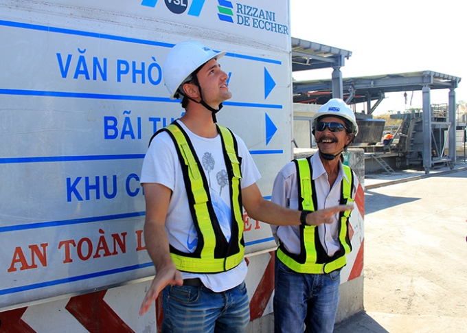 h10Kĩ sư kĩ thuật Pháp