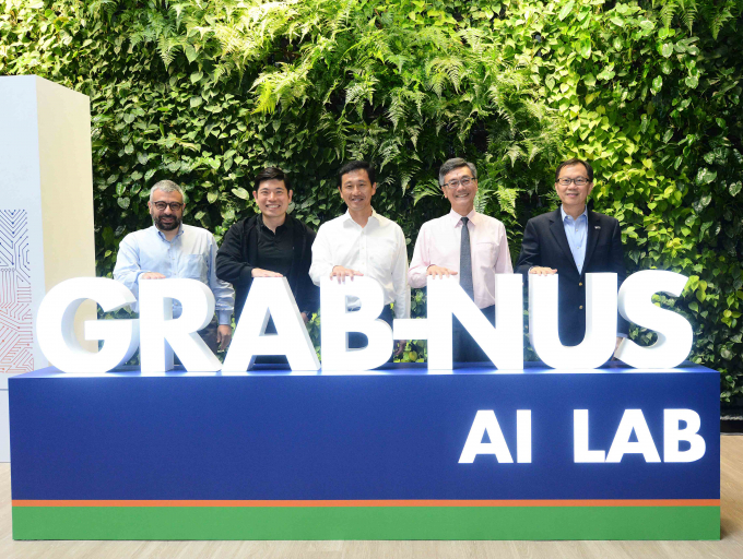 Grab-NUS-AI-Lab---Group-photo-1-rt