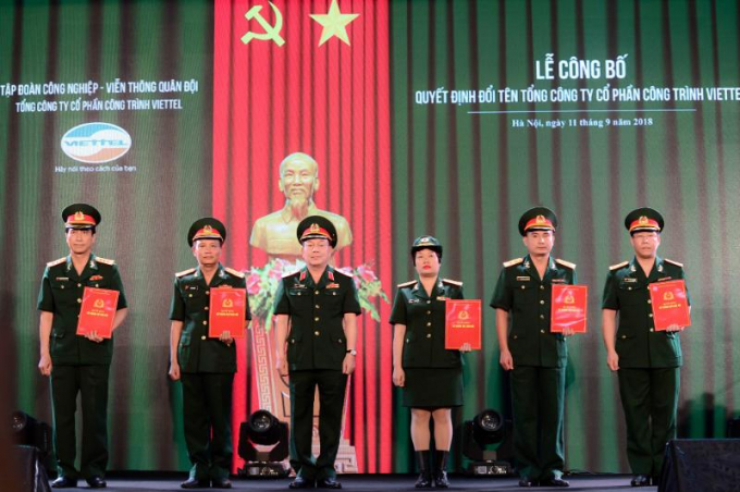 Phu trach Chu tich kiem Tong giam doc Tap doan Vie