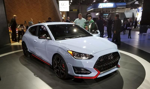 2019-hyundai-veloste-62-800x0w-2467-1516293157-193