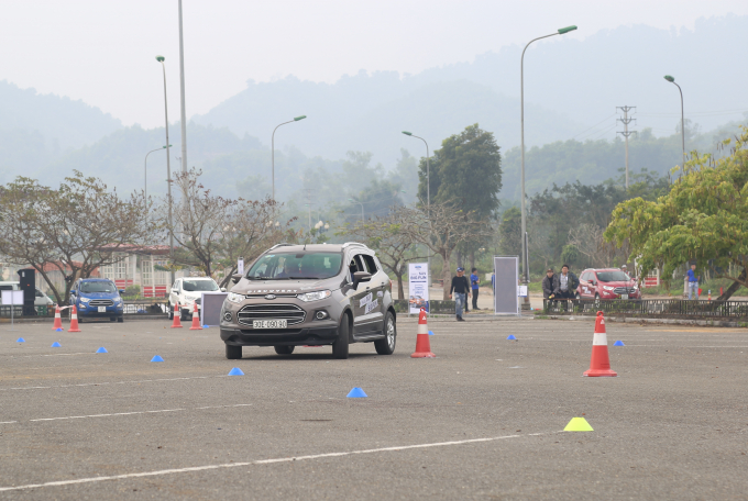 Ford EcoSport Day #13