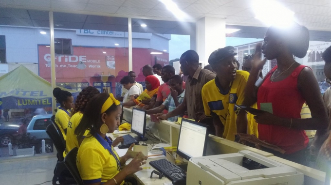 Lumitel - dan dau 2G-3G-4G va vi dien tu Lumicash