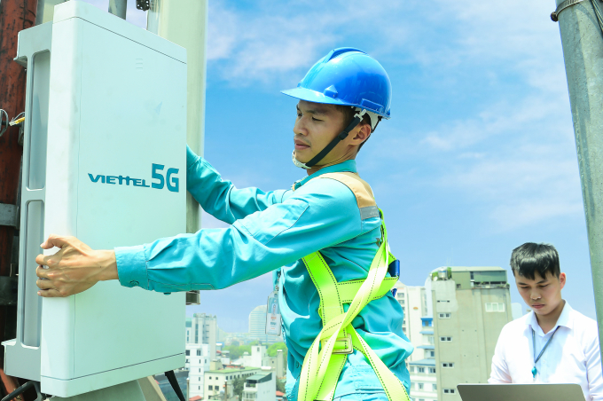 Viettel phát sóng trạm 5G đầu tiên tại TP.HCM