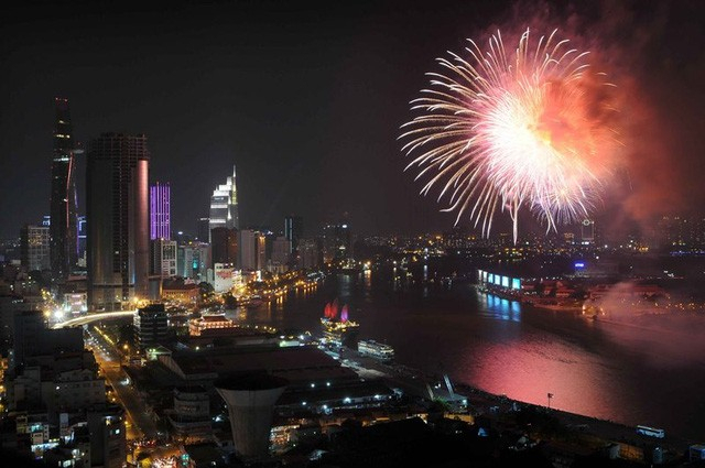 cam-duong-de-phuc-vu-ban-phao-hoa-mung-tet-duong-l