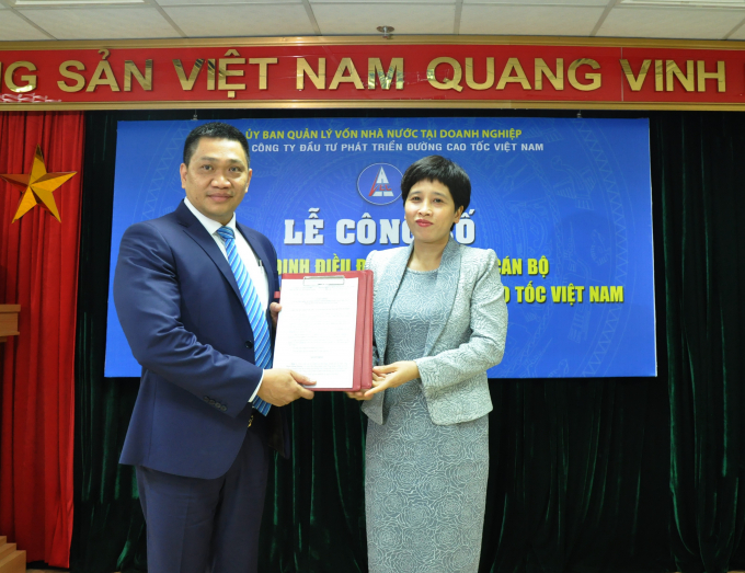 trao QD thanh vien HĐTV