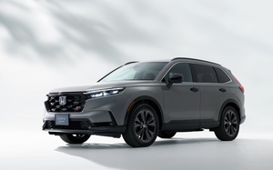 Ảnh thực tế Toyota Veloz Cross hybrid vừa ra mắt - Ảnh 7.