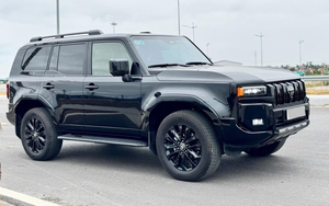 Giá xe Ford Everest lăn bánh tháng 2/2025: Giảm mạnh dù bán chạy nhất phân khúc- Ảnh 7.