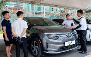 KIA Sonet thêm bản mới ở Việt Nam, giá chưa đến 500 triệu - Ảnh 4.