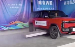 Xe máy điện “phả hơi nóng” khiến xe máy xăng giảm giá - Ảnh 4.