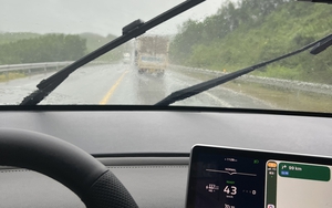 Ô tô cố tình lội nước bị thủy kích, bảo hiểm có bồi thường? - Ảnh 2.