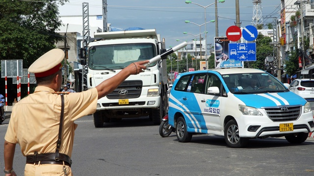 Nha Trang: Thông xe một phần nút giao thông nghìn tỷ - Ảnh 7.