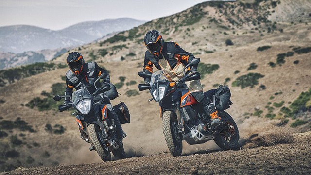 KTM 390 Adventure 2022 liệu có làm nao lòng phượt thủ Việt với giá 236 triệu đồng - Ảnh 1.
