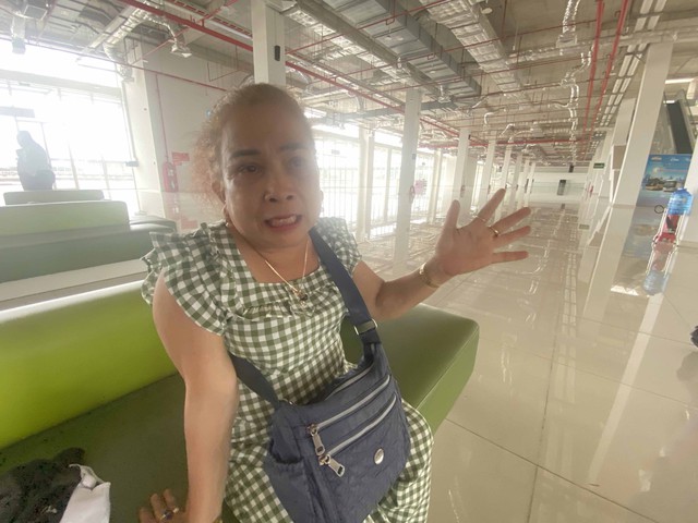 Bến xe Miền Đông mới "không có chỗ ăn, chỗ ngủ" nhà xe lo ế khách nghỉ chạy - Ảnh 4.