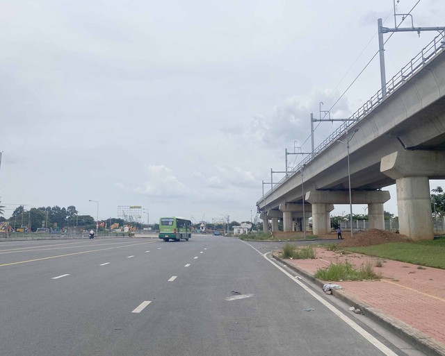 Bến xe Miền Đông mới "không có chỗ ăn, chỗ ngủ" nhà xe lo ế khách nghỉ chạy - Ảnh 6.