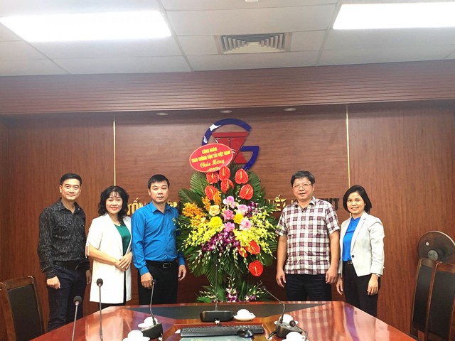 Công đoàn GTVT Việt Nam chúc mừng ngày Doanh nhân Việt Nam  - Ảnh 4.