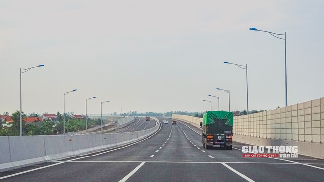 Thiết kế cơ bản cao tốc Châu Đốc - Cần Thơ - Sóc Trăng hiện ra sao? - Ảnh 1.