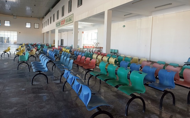 Bến xe khách liên tỉnh ở Đà Nẵng bị rao bán để thu hồi nợ - Ảnh 1.