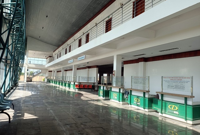 Bến xe khách liên tỉnh ở Đà Nẵng bị rao bán để thu hồi nợ - Ảnh 2.