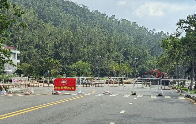 Đà Nẵng: Nỗ lực khắc phục hư hỏng đường lên bán đảo Sơn Trà - Ảnh 3. Đà Nẵng: Nỗ lực khắc phục hư hỏng đường lên bán đảo Sơn Trà - Ảnh 3.