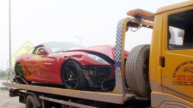 Những vụ tai nạn siêu xe tại Việt Nam - Ảnh 3. Những vụ tai nạn siêu xe tại Việt Nam - Ảnh 3.