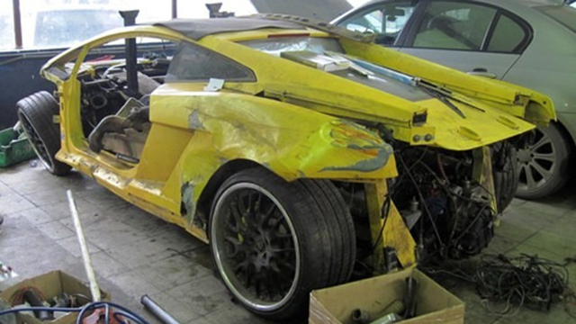 Những vụ tai nạn siêu xe tại Việt Nam - Ảnh 4. Những vụ tai nạn siêu xe tại Việt Nam - Ảnh 4.