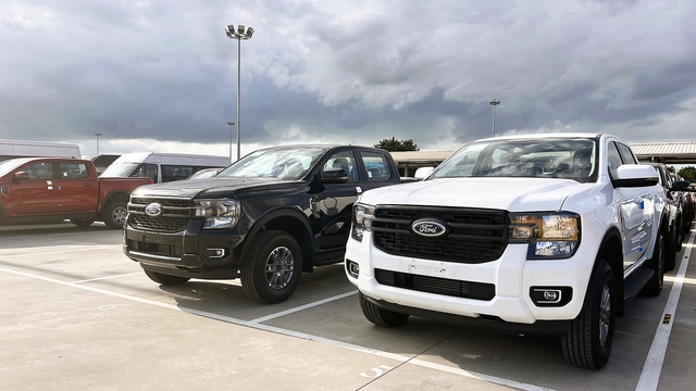 ô tô nhập khẩu Ford Ranger 2022 được chuyển về lắp ráp tại Hải Dương thay vì tiếp tục nhập khẩu từ Thái Lan.