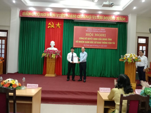 Hà Tĩnh bổ nhiệm Giám đốc Sở GTVT - Ảnh 2. Hà Tĩnh bổ nhiệm Giám đốc Sở GTVT - Ảnh 2.